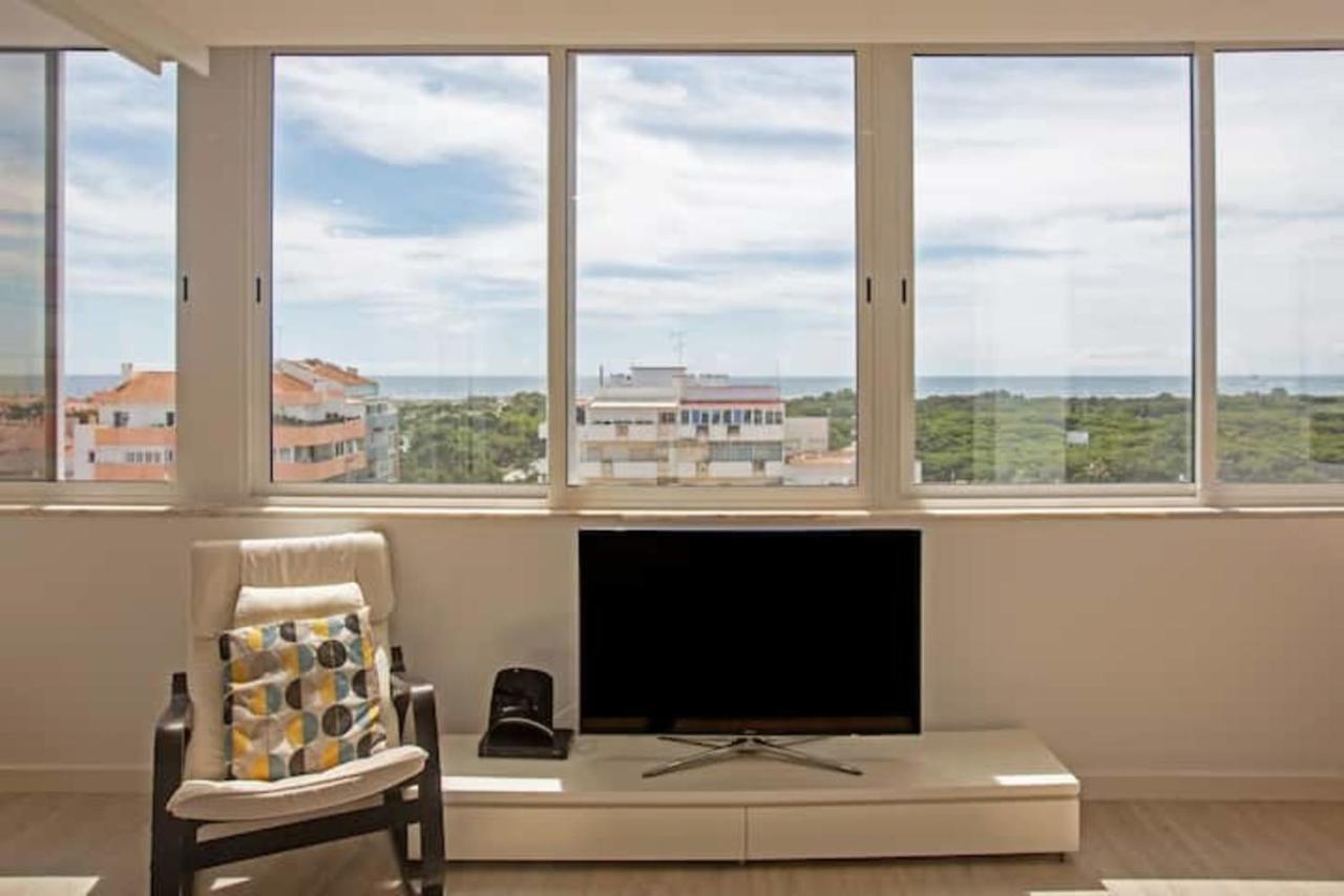 Magnificent 1 Bedroom Apartment With Views Over The Ocean コスタ・ダ・カパリカ エクステリア 写真